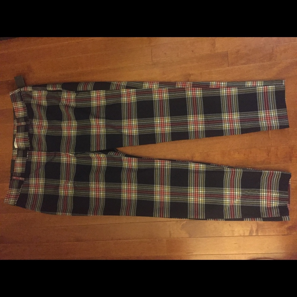 NWT crown & ivy plaid pants